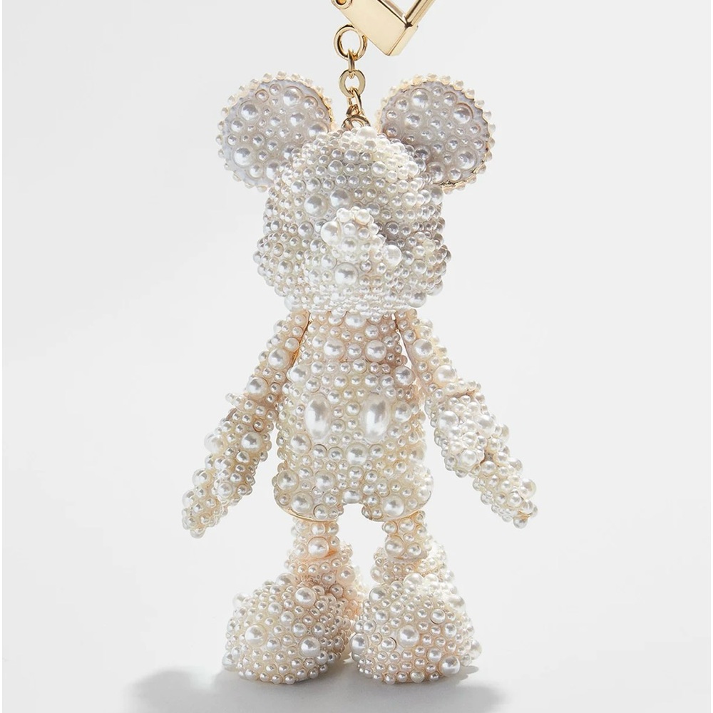 NEW BaubleBar x Disney Mickey Pearl Bag Charm - Picture 4 of 12